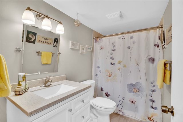 910 E Causeway Boulevard B11, Vero Beach, FL 32963