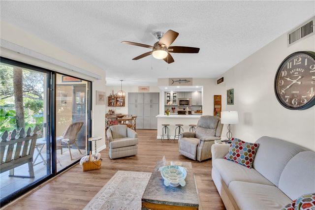 910 E Causeway Boulevard B11, Vero Beach, FL 32963