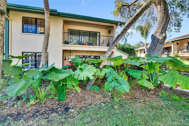 910 E Causeway Boulevard B11, Vero Beach, FL 32963