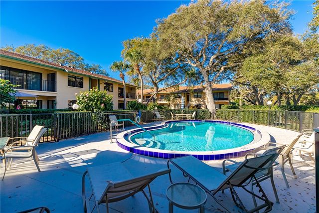 910 E Causeway Boulevard B11, Vero Beach, FL 32963