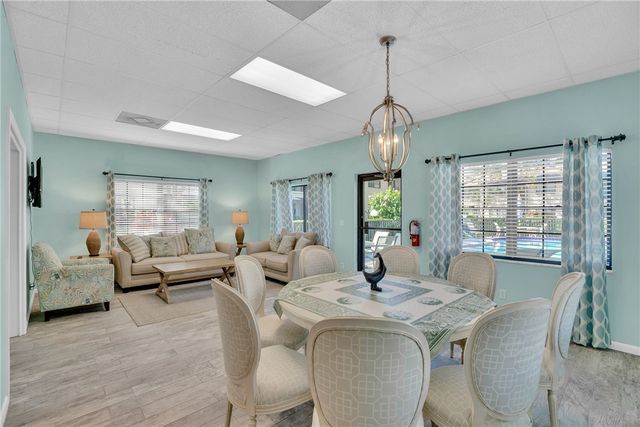 910 E Causeway Boulevard B11, Vero Beach, FL 32963