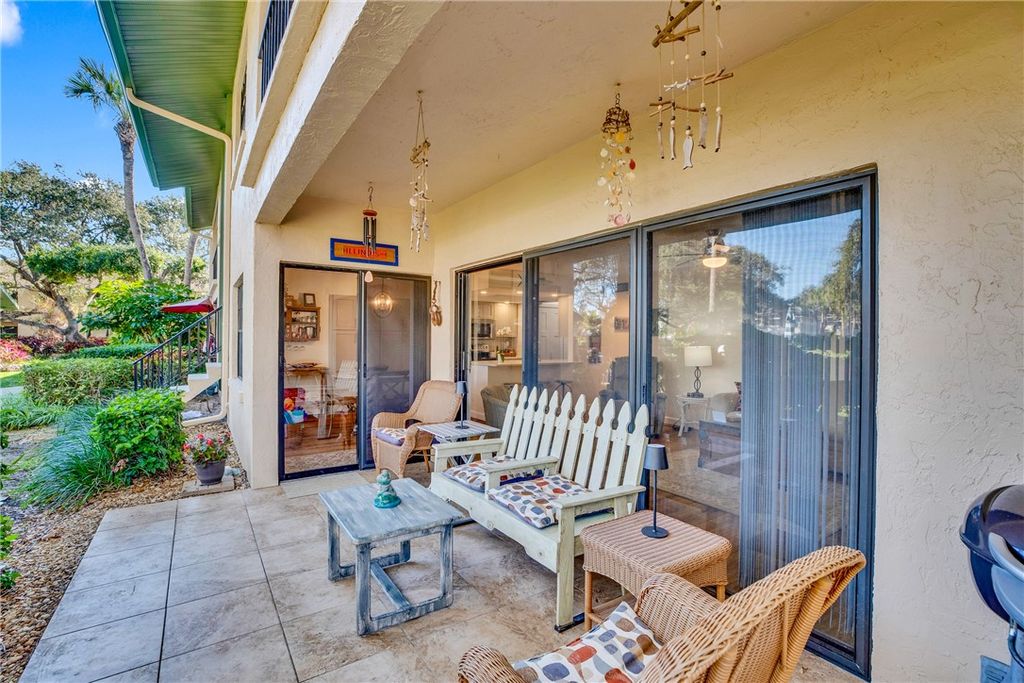 910 E Causeway Boulevard B11, Vero Beach, FL 32963