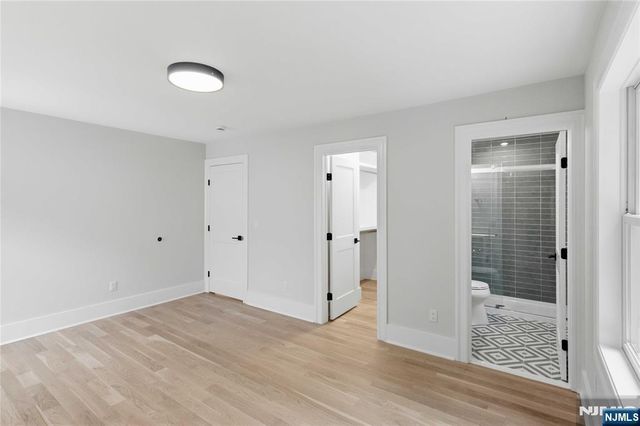 61 Surrey Lane, Tenafly, NJ 07670