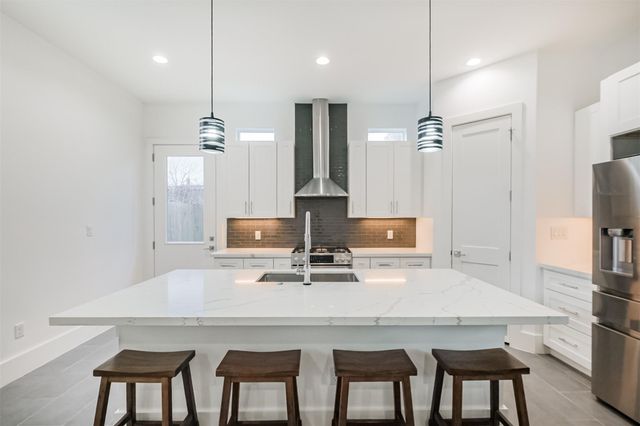 5209 Gano Street, Houston, TX 77009