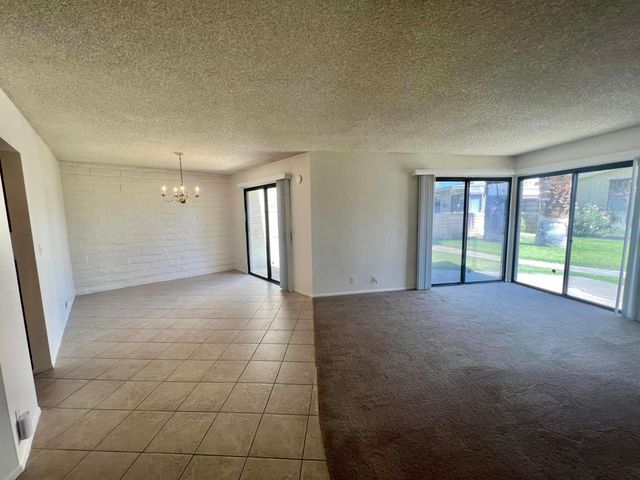 35615 Paseo Circulo E, Cathedral City, CA 92234