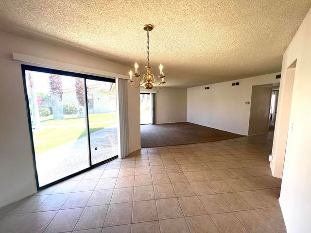 35615 Paseo Circulo E, Cathedral City, CA 92234