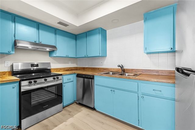 3906 SE 11th PL 604, Cape Coral, FL 33904