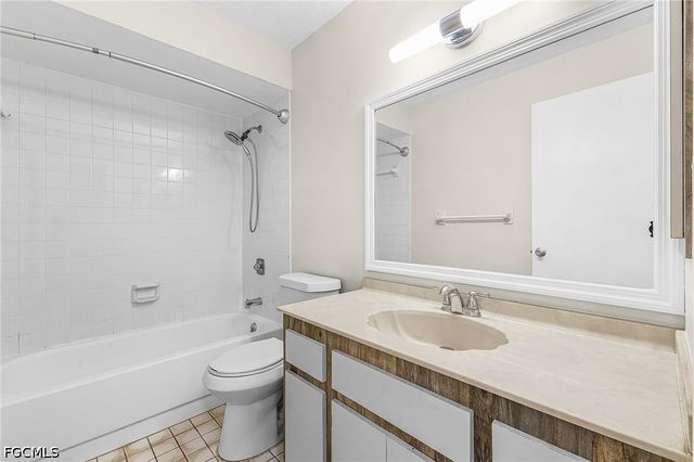 3906 SE 11th PL 604, Cape Coral, FL 33904