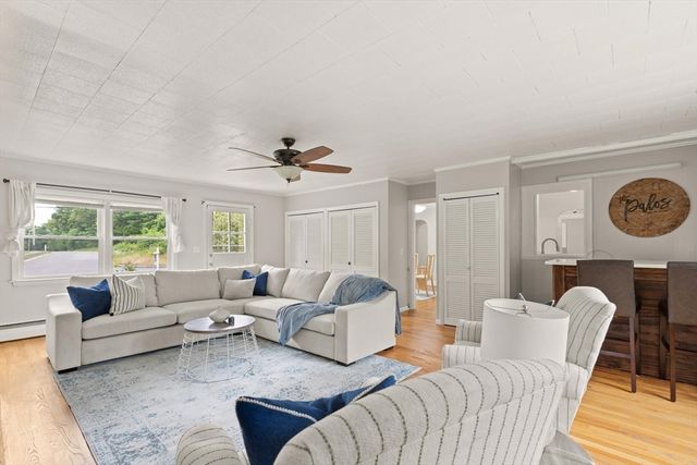 335 Moosehill Road, Walpole, MA 02032