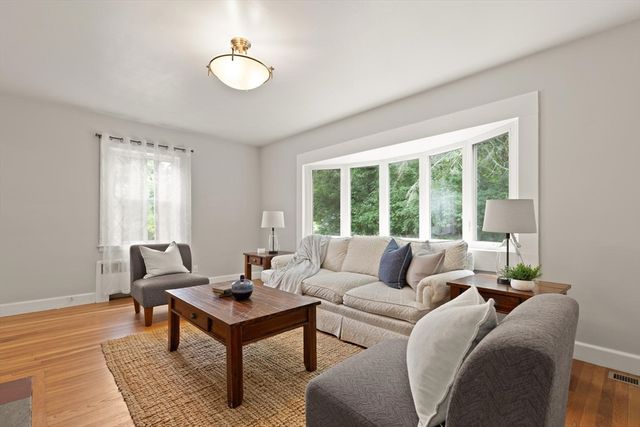 335 Moosehill Road, Walpole, MA 02032