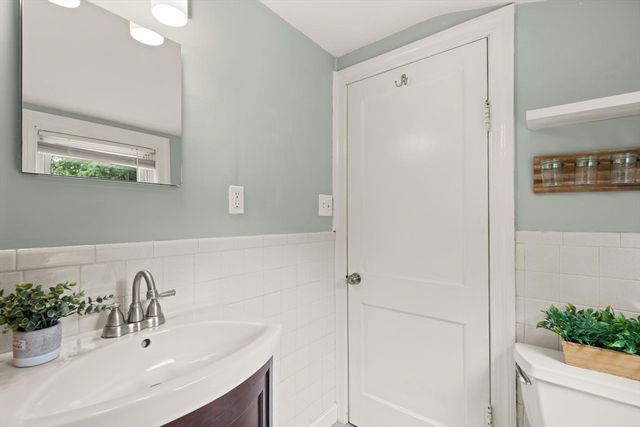 335 Moosehill Road, Walpole, MA 02032