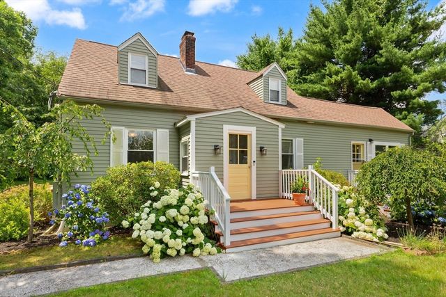 335 Moosehill Road, Walpole, MA 02032
