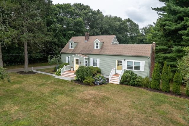 335 Moosehill Road, Walpole, MA 02032