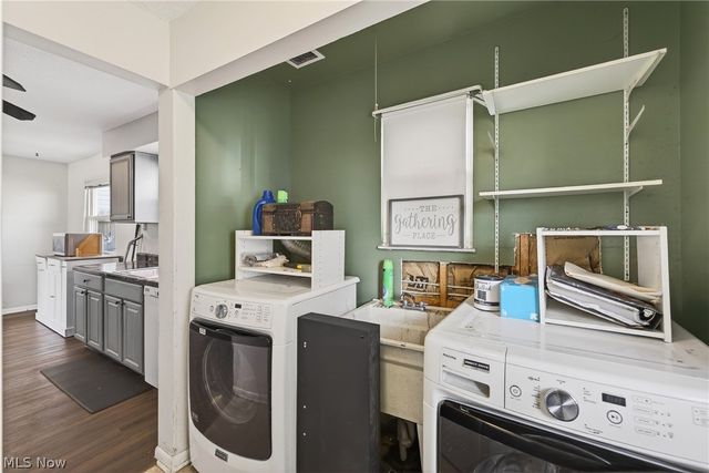 1540 E 298th Street, Wickliffe, OH 44092