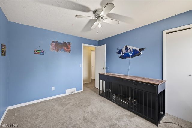 1540 E 298th Street, Wickliffe, OH 44092