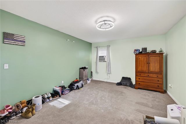 1540 E 298th Street, Wickliffe, OH 44092