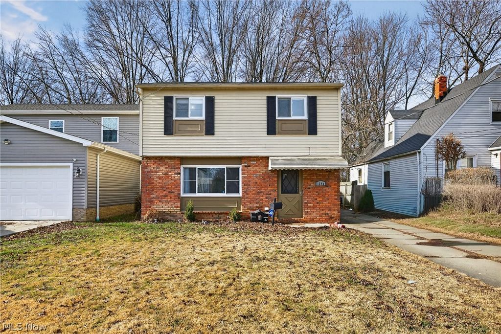 1540 E 298th Street, Wickliffe, OH 44092