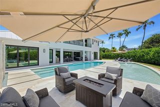692 Banyan BLVD, Naples, FL 34102