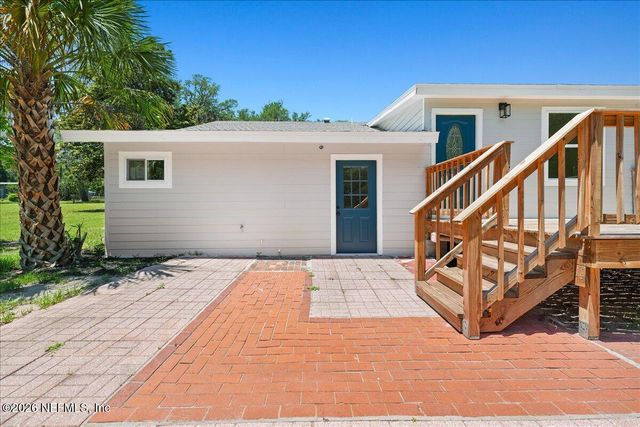 821 S 14TH Street, Palatka, FL 32177