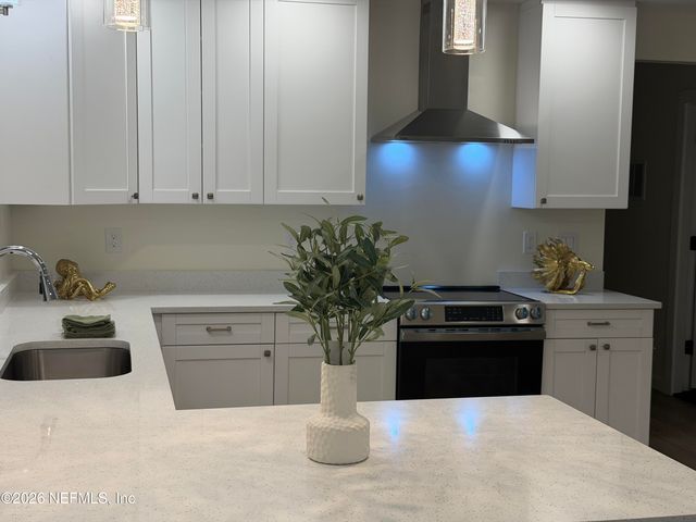 821 S 14TH Street, Palatka, FL 32177