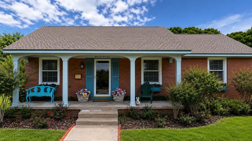 8010 N McKinley Avenue, Oklahoma City, OK 73114