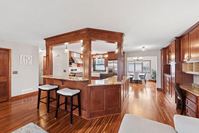 316 Lakeview Terrace Boulevard, Waconia, MN 55387