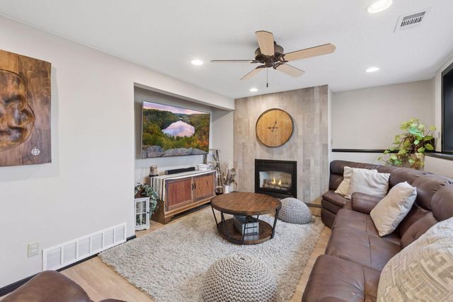 316 Lakeview Terrace Boulevard, Waconia, MN 55387