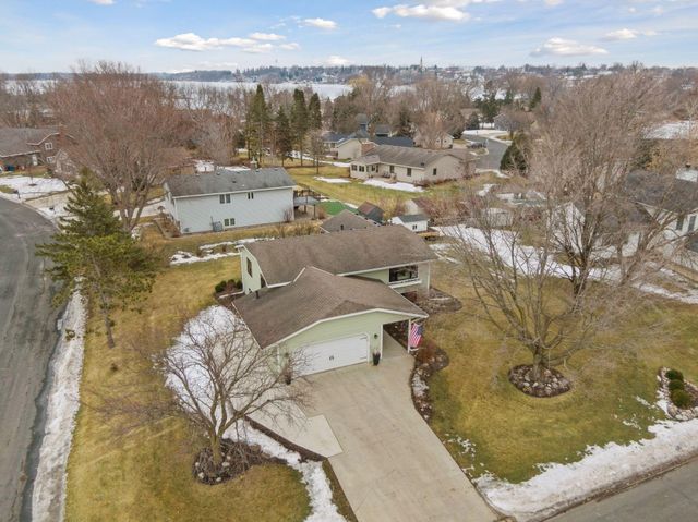 316 Lakeview Terrace Boulevard, Waconia, MN 55387