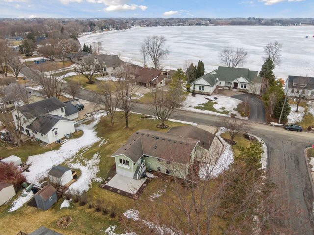 316 Lakeview Terrace Boulevard, Waconia, MN 55387