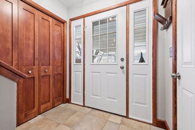 316 Lakeview Terrace Boulevard, Waconia, MN 55387