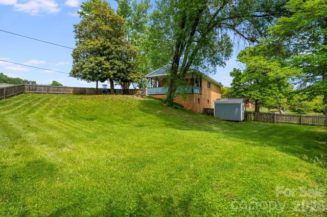 2956 New Leicester Highway, Leicester, NC 28748