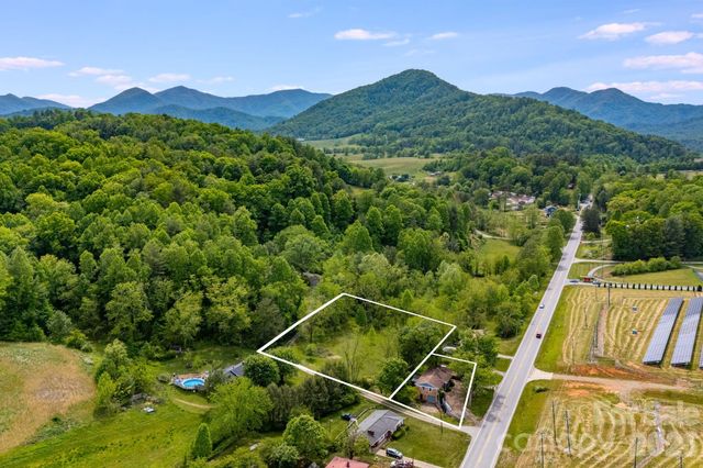 2956 New Leicester Highway, Leicester, NC 28748