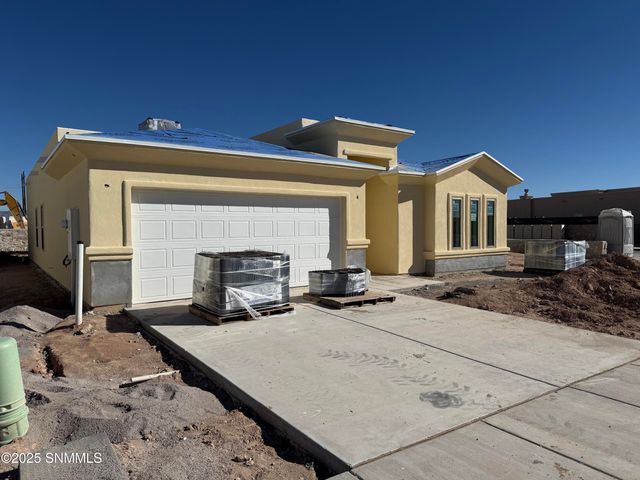 7710 San Eduardo Street, Las Cruces, NM 88012