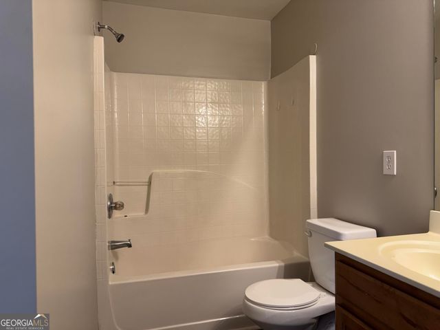 621 Ivy Brook Way, Macon, GA 31210