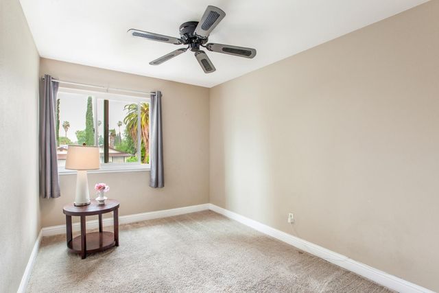 7704 Mcbeth Way, Sacramento, CA 95828