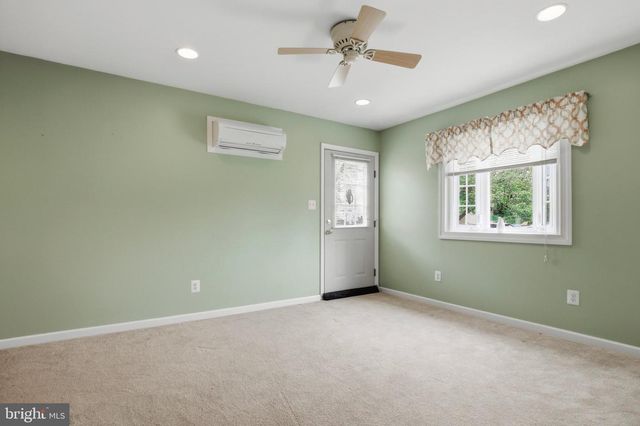 328 COURTLAND AVE, Harleysville, PA 19438