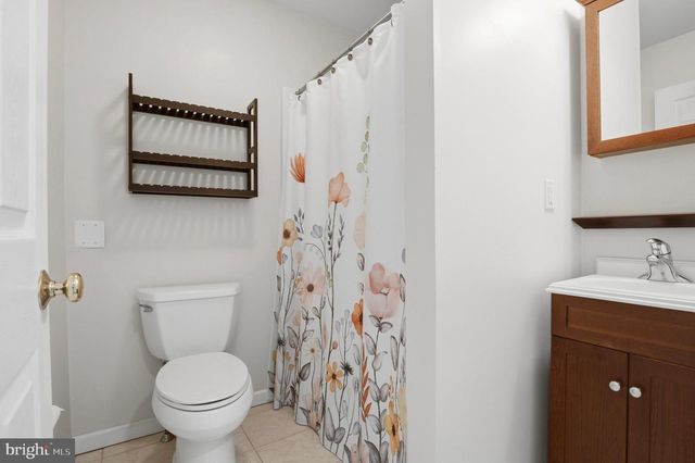 328 COURTLAND AVE, Harleysville, PA 19438