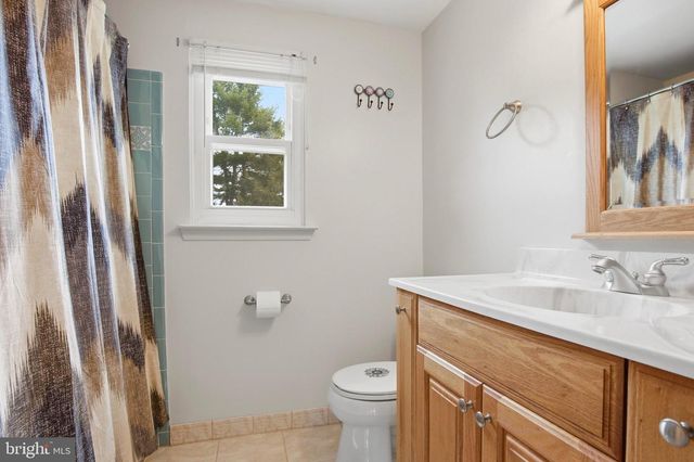 328 COURTLAND AVE, Harleysville, PA 19438