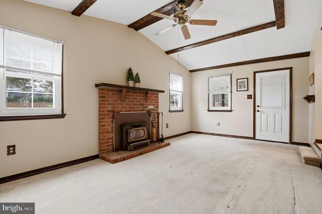 328 COURTLAND AVE, Harleysville, PA 19438