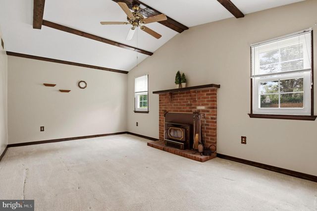328 COURTLAND AVE, Harleysville, PA 19438