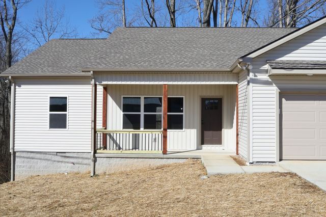 8634 Holmes Creek Road, Smithville, TN 37166