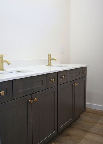 8634 Holmes Creek Road, Smithville, TN 37166