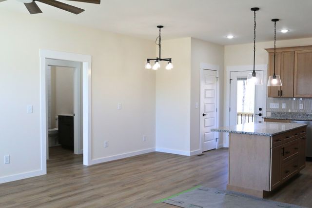 8634 Holmes Creek Road, Smithville, TN 37166