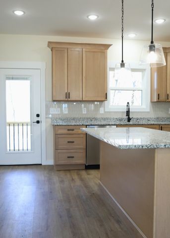 8634 Holmes Creek Road, Smithville, TN 37166