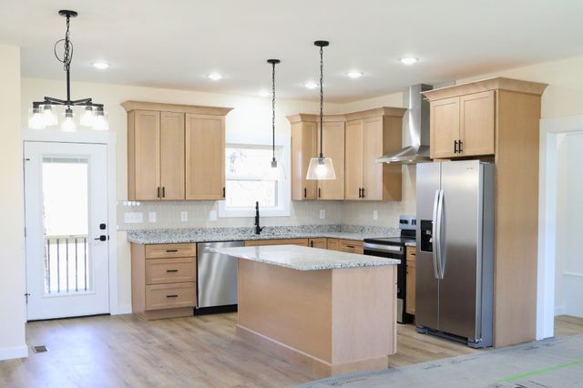 8634 Holmes Creek Road, Smithville, TN 37166