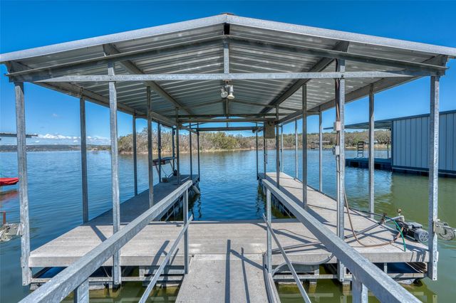 607 County Road 142, Burnet, TX 78611