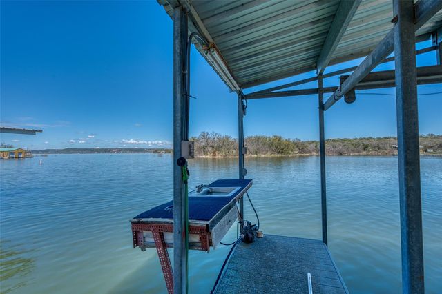 607 County Road 142, Burnet, TX 78611