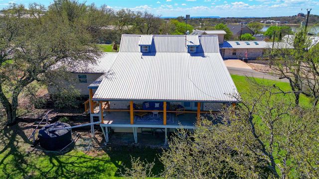 607 County Road 142, Burnet, TX 78611