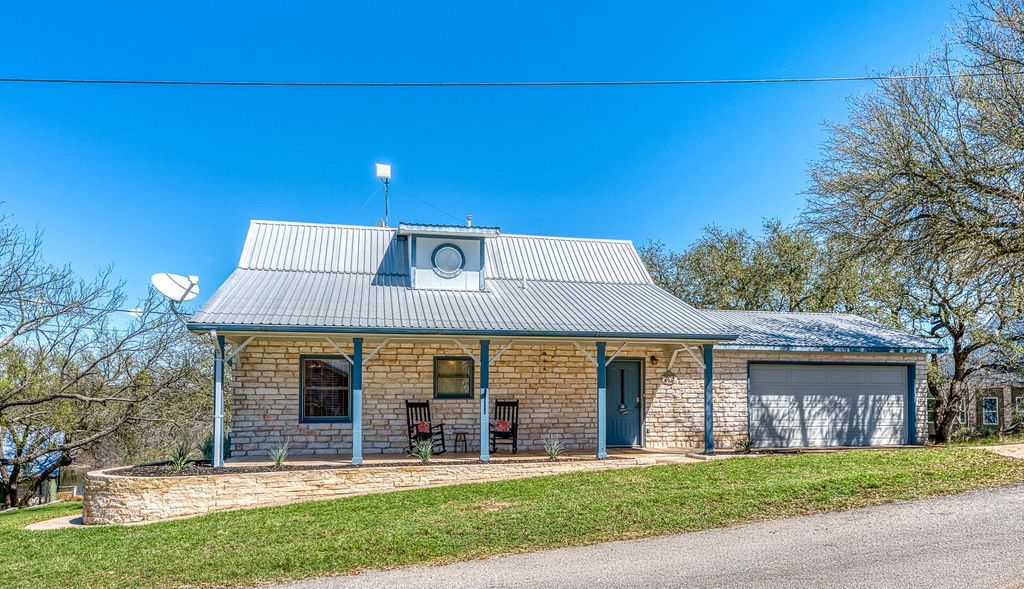 607 County Road 142, Burnet, TX 78611