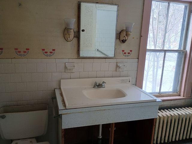 9 Olive St, Ashland, MA 01721